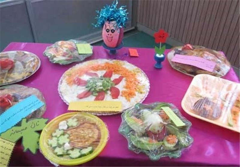 جشنواره غذاهای بومی و محلی در شهرستان پلدختر برگزار شد