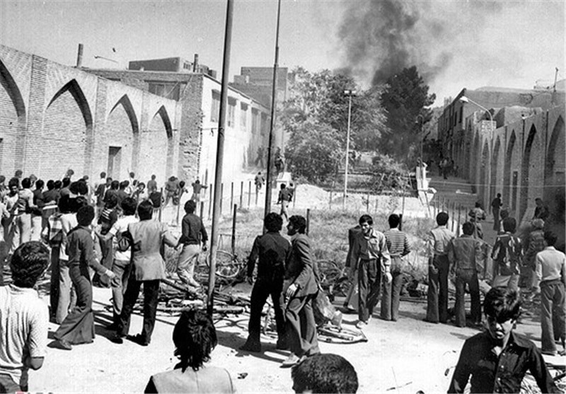 گرامیداشت سالروز به آتش‌کشیدن مسجد جامع کرمان/برگزاری همایش ‌روز جهانی عصای سفید