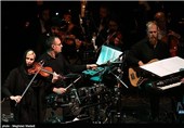 Kitaro Gives Concert in Tehran