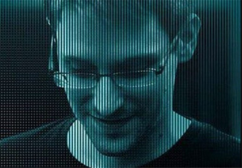 اسنودن: آمریکا بر اینترنت نظارت مستقیم دارد
