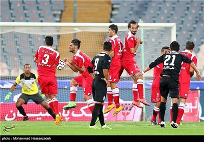 دیدار فوتبال پرسپولیس و بنه‌گز بوشهر - جام حذفی