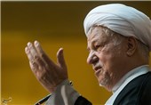 انتقاد هاشمی رفسنجانی از اختلاف‌افکنی برخی حاکمان اسلامی و کاهش قیمت نفت