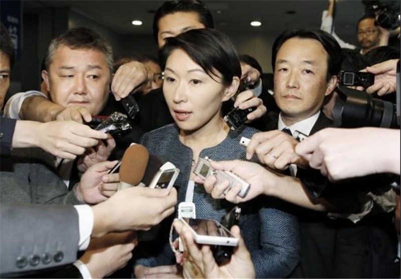 Two Japanese Ministers Resign over Money Scandal