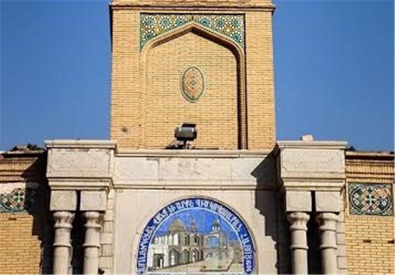 هم‌زیستی اعتلائی ادیان توحیدی در اصفهان یک مدل ارزشی برای جهانیان است