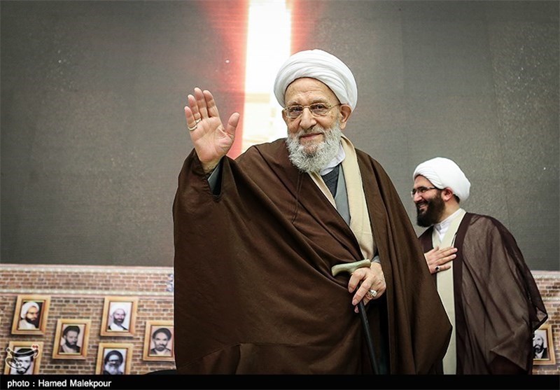 مراسم وداع با یار دیرین امام(ره) و رهبر انقلاب اسلامی با حضور پرشور مسئولان و مردم