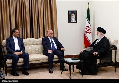 Photos: Iraq's Prime Minister Meets with Supreme Leader