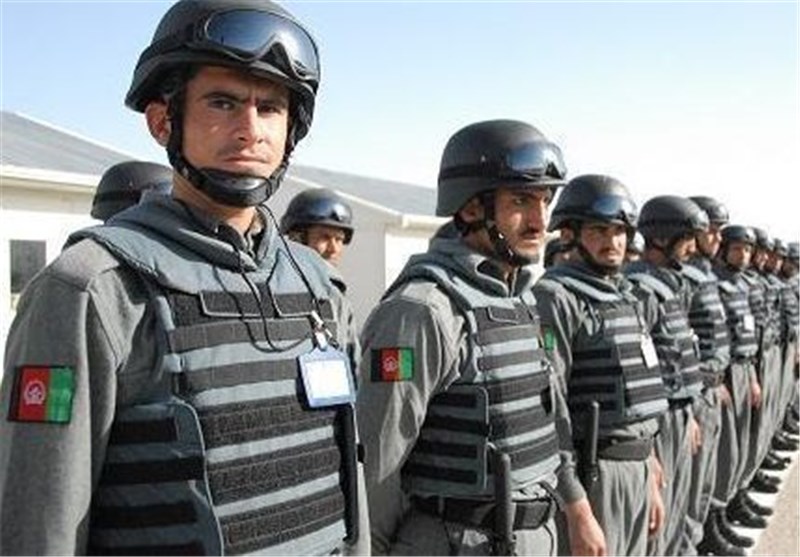 مشکلات نیروهای پلیس افغانستان در رهبری حکومت این کشور است