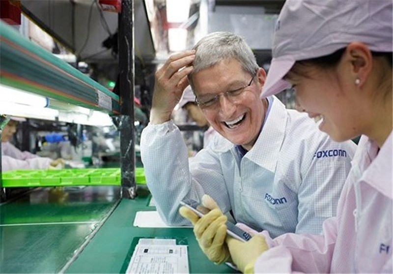 مدیر اپل از خط تولید آیفون6 بازدید کرد/به پرونده آی‌کلاد رسیدگی می‌شود