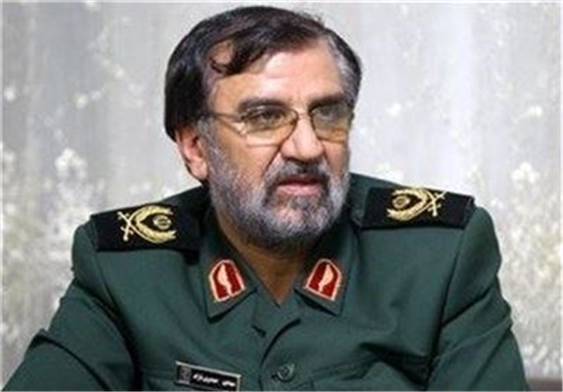 قائد فیلق الامام علی (ع) فی قم: عصابة داعش الارهابیة لن تشکیل أی تهدید ضد ایران الاسلامیة