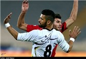دیدار تیم های فوتبال پرسپولیس و راه آهن