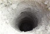 سقوط پدر و پسر افغانستانی در چاه 35 متری