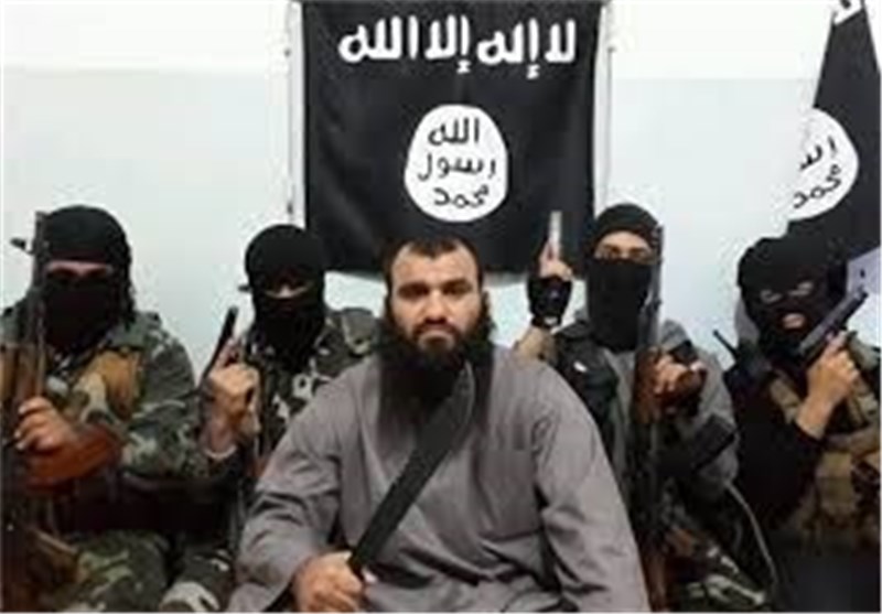 پرچم‌های سیاه و دروغ‌گوی داعش کوچک‌تر از آن هستند که در مقابل اسلام بایستند