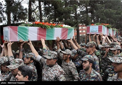 تشییع و تدفین دو شهید گمنام در قرارگاه پدافند هوایی