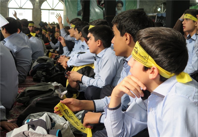 استان لرستان 901 شهید دانش آموز تقدیم انقلاب کرده است