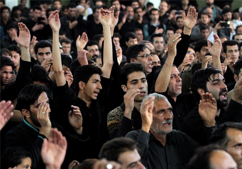 تجمع بزرگ عزاداران حسینی در مشگین‌شهر برگزار شد