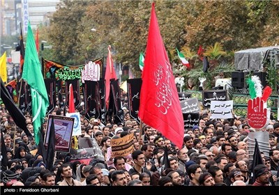 Protesters in Tehran Mark National Day against Global Arrogance