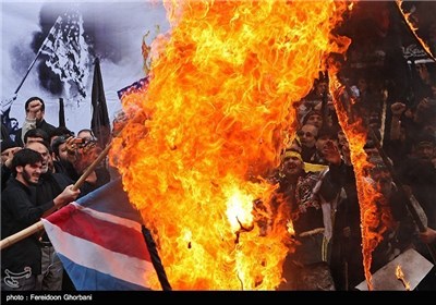 Protesters in Tehran Mark National Day against Global Arrogance