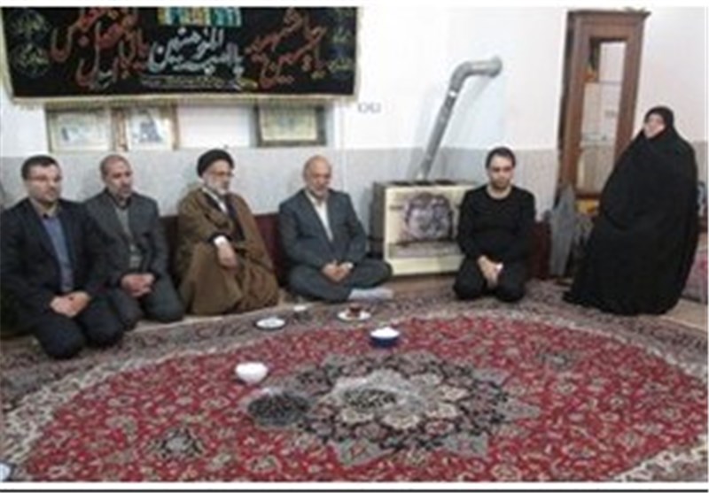 قائم‌مقام بنیاد شهید با همسر و خانواده شهید عباس بابایی دیدار کرد