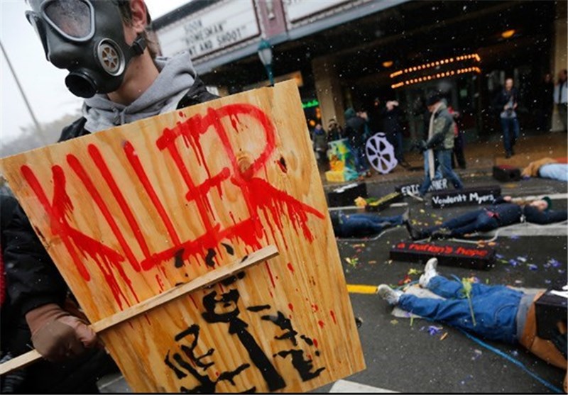 تظاهرات علیه پلیس آمریکا در صدمین روز کشته شدن جوان سیاهپوست+فیلم و عکس