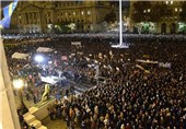 تظاهرات 10 هزار نفری مجارستانی‌های معترض به فساد دولتی+عکس