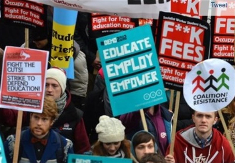 بزرگترین تظاهرات دانشجویان انگلیسی در اعتراض به افزایش شهریه