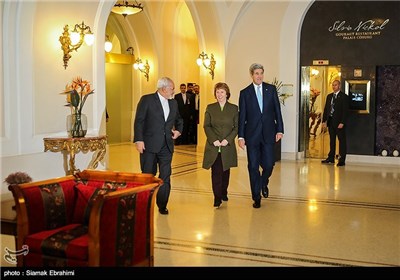 دیدار سه جانبه جان کری وزیر امور خارجه آمریکا، کاترین اشتون هماهنگ کننده گروه 1+5 و محمدجواد ظریف وزیر امور خارجه ایران - وین