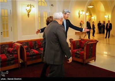 Iran, US, EU Hold Trilateral Meeting in Vienna