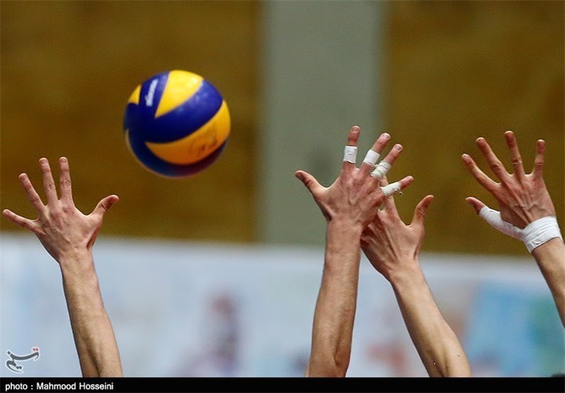تیم والیبال شهرداری اراک نتیجه را به ذوب آهن اصفهان واگذار کرد