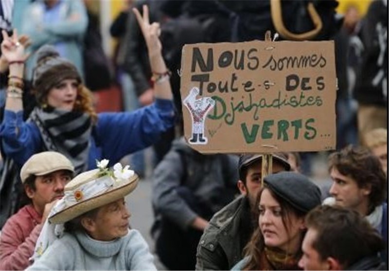 درگیری پلیس فرانسه با تظاهرات کنندگان معترض نسبت به مرگ یک جوان