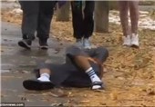 فیلم شلیک پلیس آمریکا به نوجوان سیاه‌پوست به‌جرم حمل سلاح اسباب‌بازی
