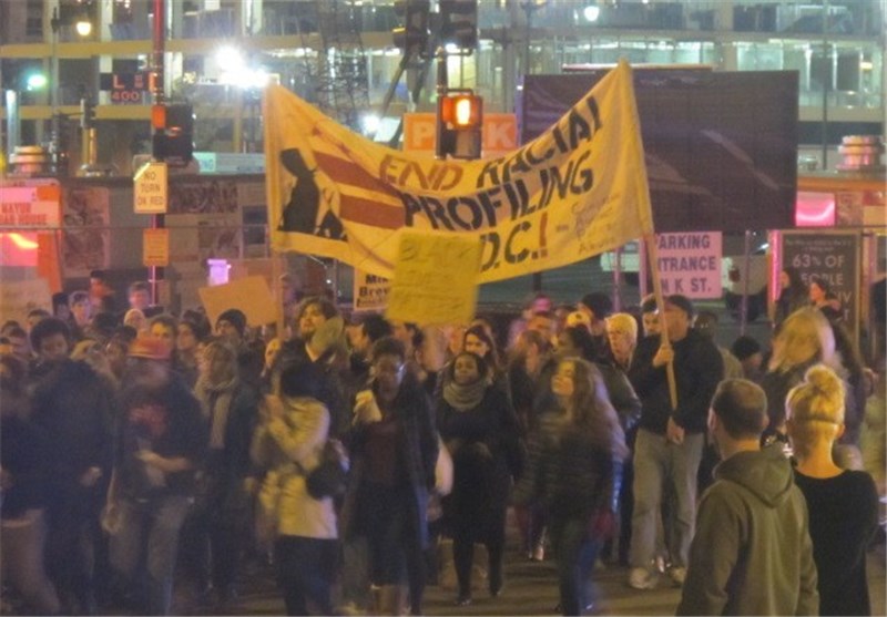 Protesters Target Black Friday Sales in Ferguson