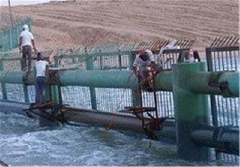 رژیم صهیونیستی در آب‌های مرزی خود با اردن دیوار حایل احداث می‌کند