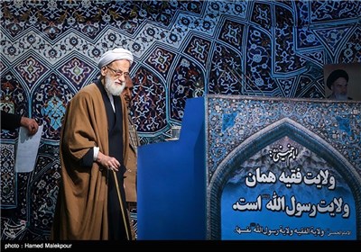 آیت‌الله امامی کاشانی خطیب نماز جمعه تهران