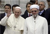 پاپ: برابر دانستن اسلام با خشونت نادرست است