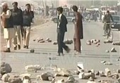 حامیان «فضل الرحمان» و حزب «تحریک انصاف» درگیر شدند