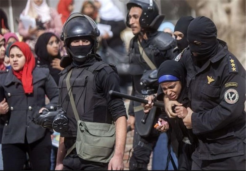 اعتراضات به تبرئه مبارک به دانشگاه‌های مصر کشیده شد