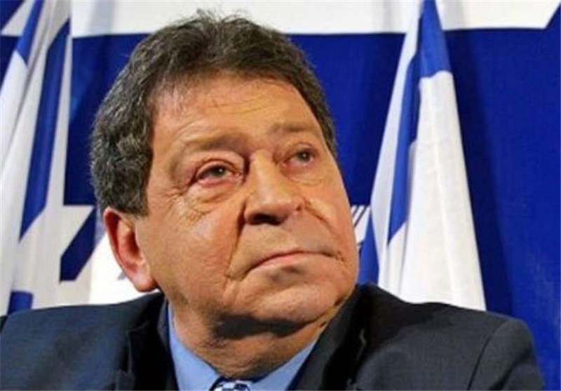 وزیر الحرب الصهیونی السابق متهم بالاختلاس وتلقی الرشى