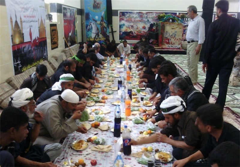 روزانه 90 هزار پرس غذای گرم در مهران توزیع می‌شود