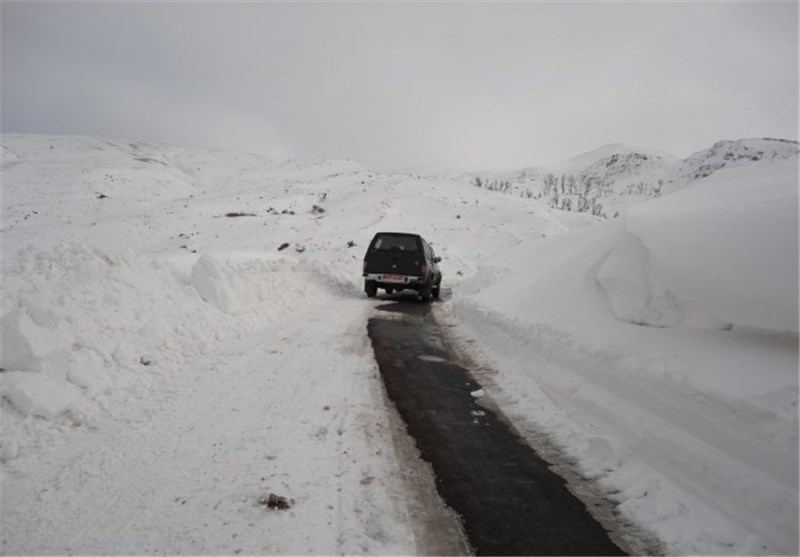 برف 40 سانتی‌متری روستاهای مرند را درنوردید