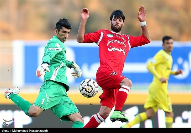 عباس‌زاده: می‌خواهم فوتبالم را در یک تیم تهرانی ادامه دهم