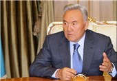رئیس کازاخستان یبحث التسویة السوریة مع دی میستورا
