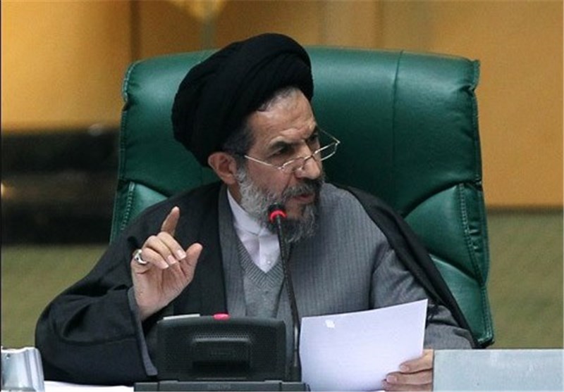 Iranian MP Urges Washington to Learn from Past, Avoid New Sanctions