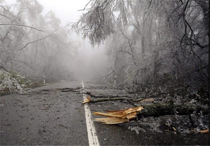 Mass Destruction Feared after Cyclone Hits Vanuatu