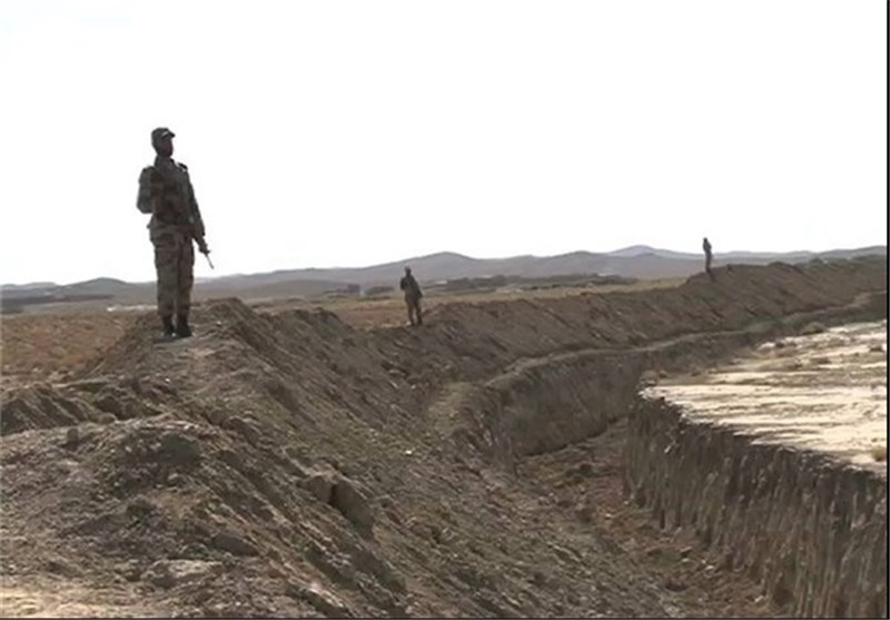 پاکستان در مرز با افغانستان 485 کیلومتر خندق حفر کرد
