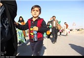 Iranian Pilgrims Crossing Mehran Border