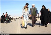 Iranian Pilgrims Crossing Mehran Border