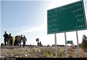 Iranian Pilgrims Crossing Mehran Border