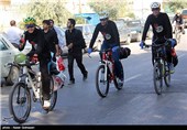 Iranian Pilgrims Crossing Mehran Border