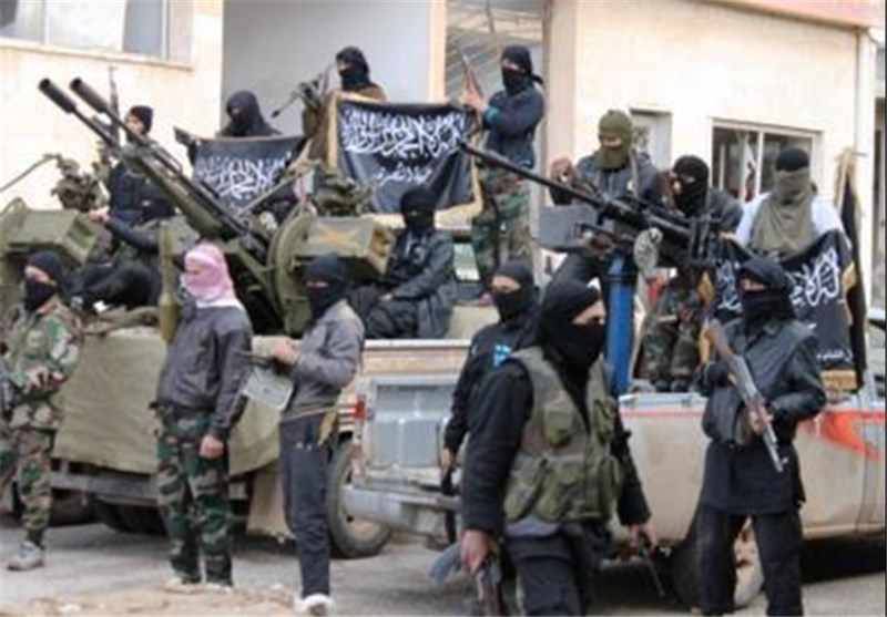 کشته و زخمی شدن 25 نفر در درگیری داعش و ارتش آزاد سوریه