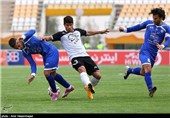 دیدار تیم‌های فوتبال صبا و ملوان - قم
